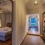 Andy Port House With Seaview By Goutos 埃尔米奥尼