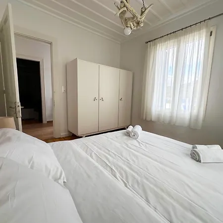 Andy Port House With Seaview By Goutos Properties Apartment Ermioni