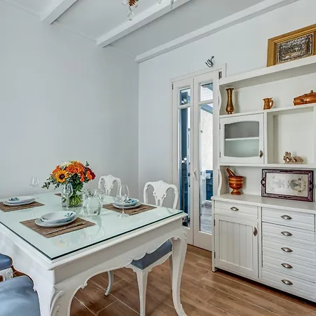 Apartmán Andy Port House With Seaview By Goutos Ermioni