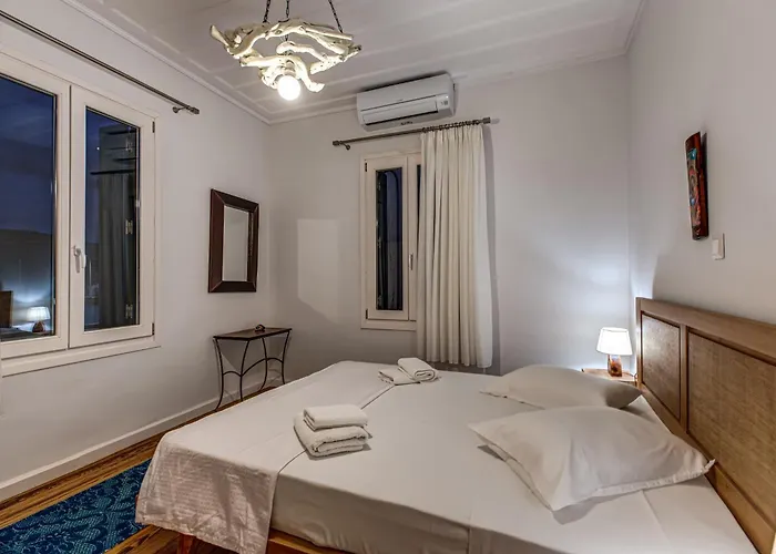 Andy Port House With Seaview By Goutos Appartamento Ermioni