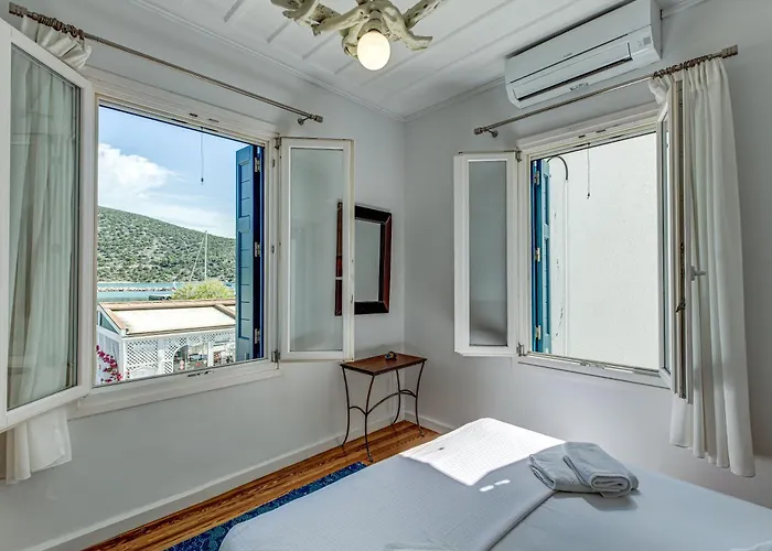 Andy Port House With Seaview By Goutos *